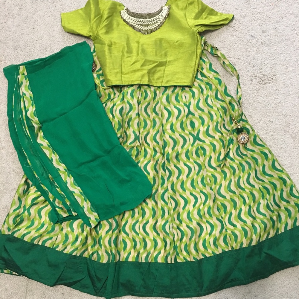 Girl Chaniya choli